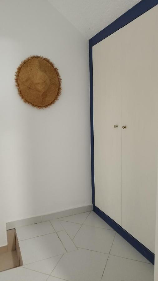 Sea Breeze Holiday home *